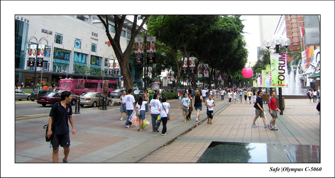 2005 - 06 - Orchard road 1.JPG